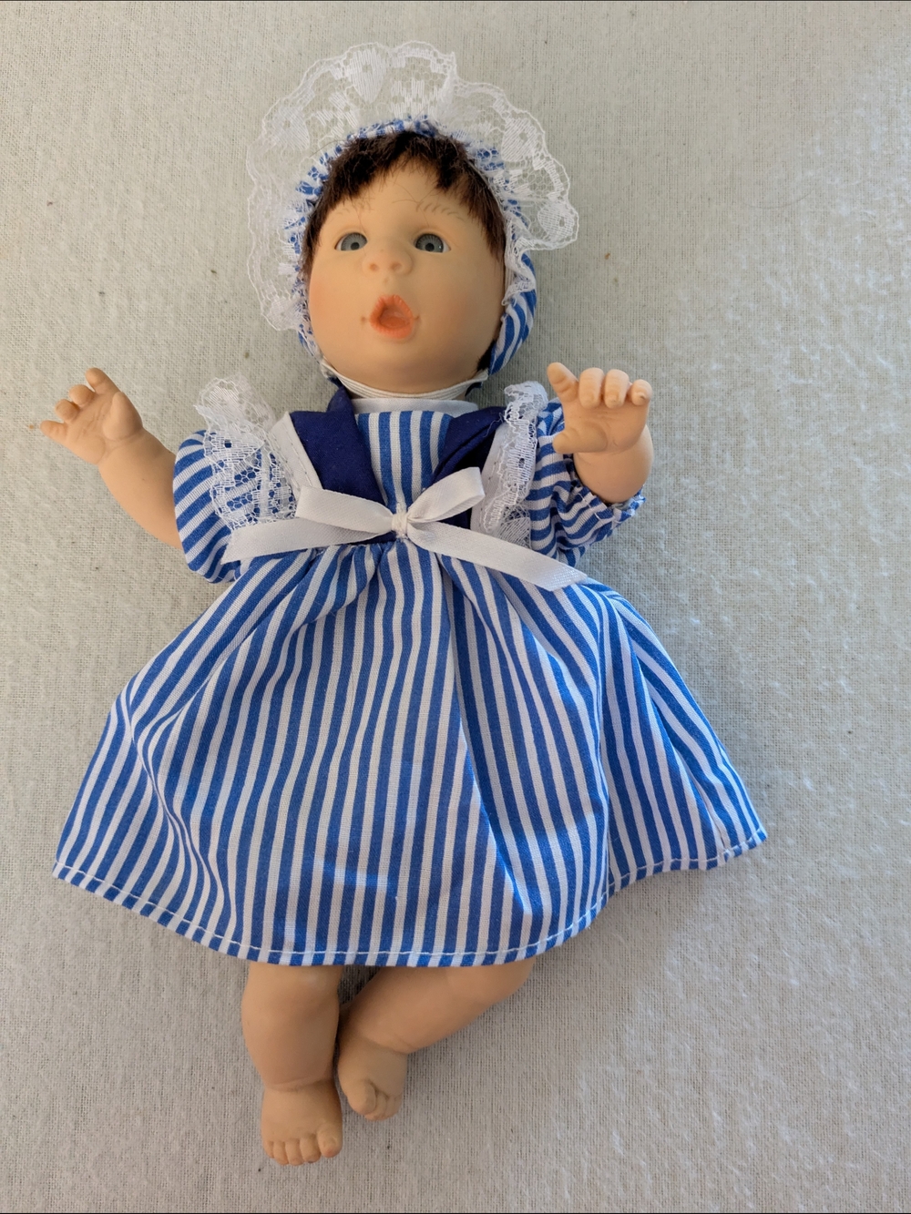 Vintage 90s Gi-Go Palm Pals 8" Baby, Blue & White Striped Dress